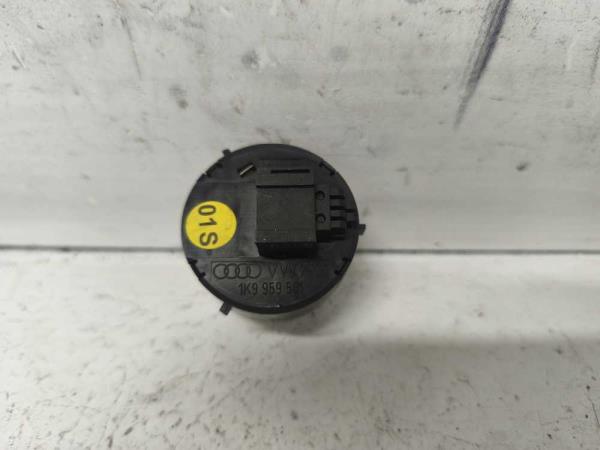 BOUTON TOIT PANORAMIQUE VW - Vue 2